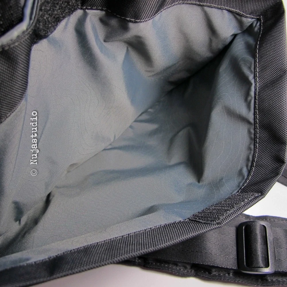 Incase Shoulder Computer Bag W/Strap and H…